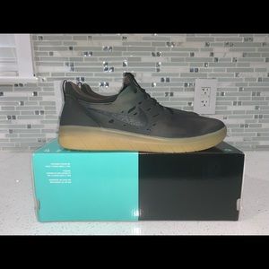 nyjah huston camo shoes